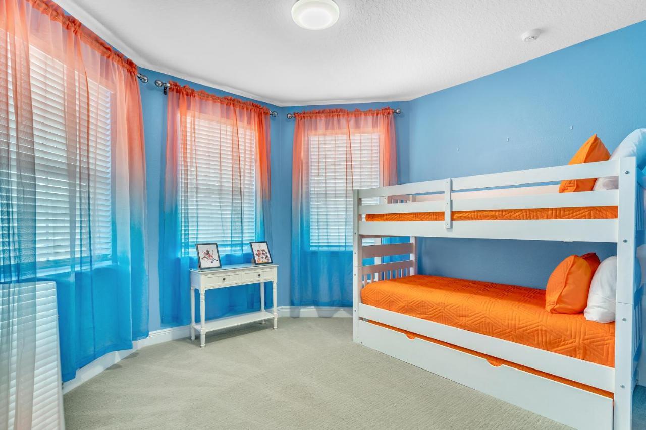 Holiday home Stunning 11 Bedroom Themed House With Huge Pool Near Disney