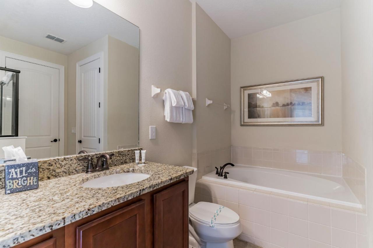 Huge 10 Bdr Family House With Arcades And Free Pool Heat Near Holiday home Orlando