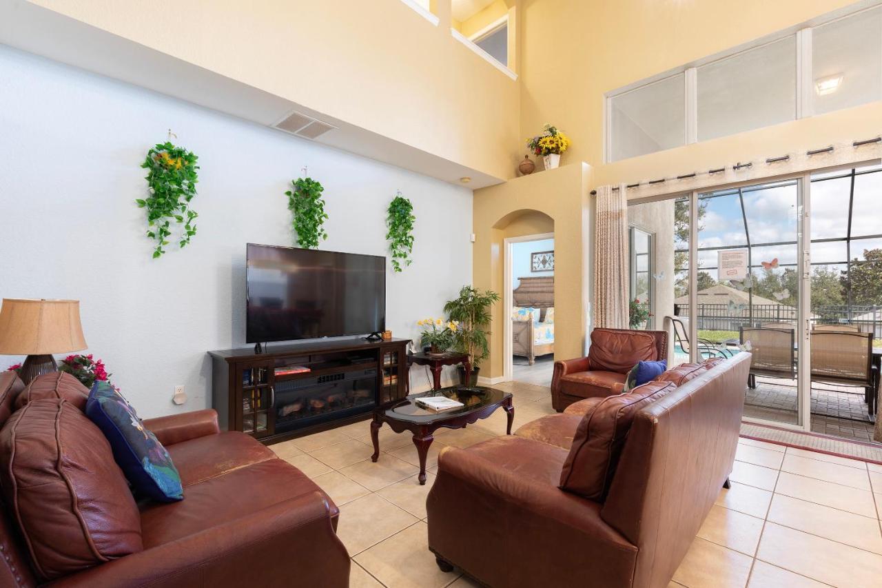 Holiday home Windsor Hills Resort! 2 Miles To Disney! 6 Bedroom With Private Pool & Orlando