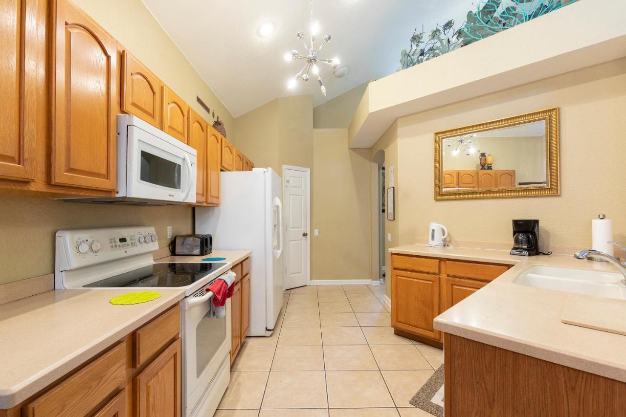 Holiday home Windsor Hills Resort! 2 Miles To Disney! 6 Bedroom With Private Pool & Orlando