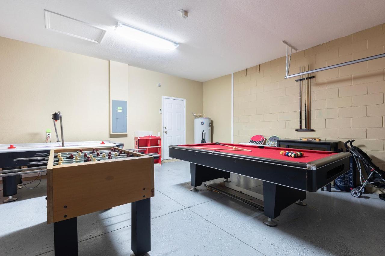 Holiday home Windsor Hills Resort! 2 Miles To Disney! 6 Bedroom With Private Pool & Orlando