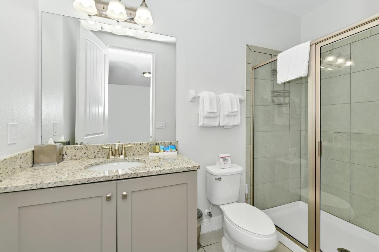 Holiday home Spacious Near By Rentyl With Private Pool & Amenities - 250c Orlando