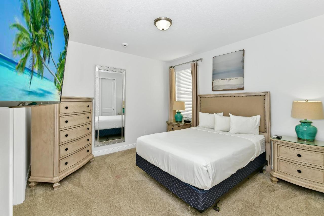 Holiday home Spacious Near By Rentyl With Private Pool & Amenities - 250c Orlando