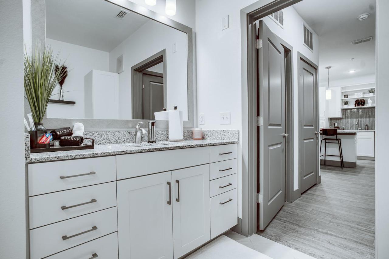 Luxury 1br 1bth Sleeps Up To 5
