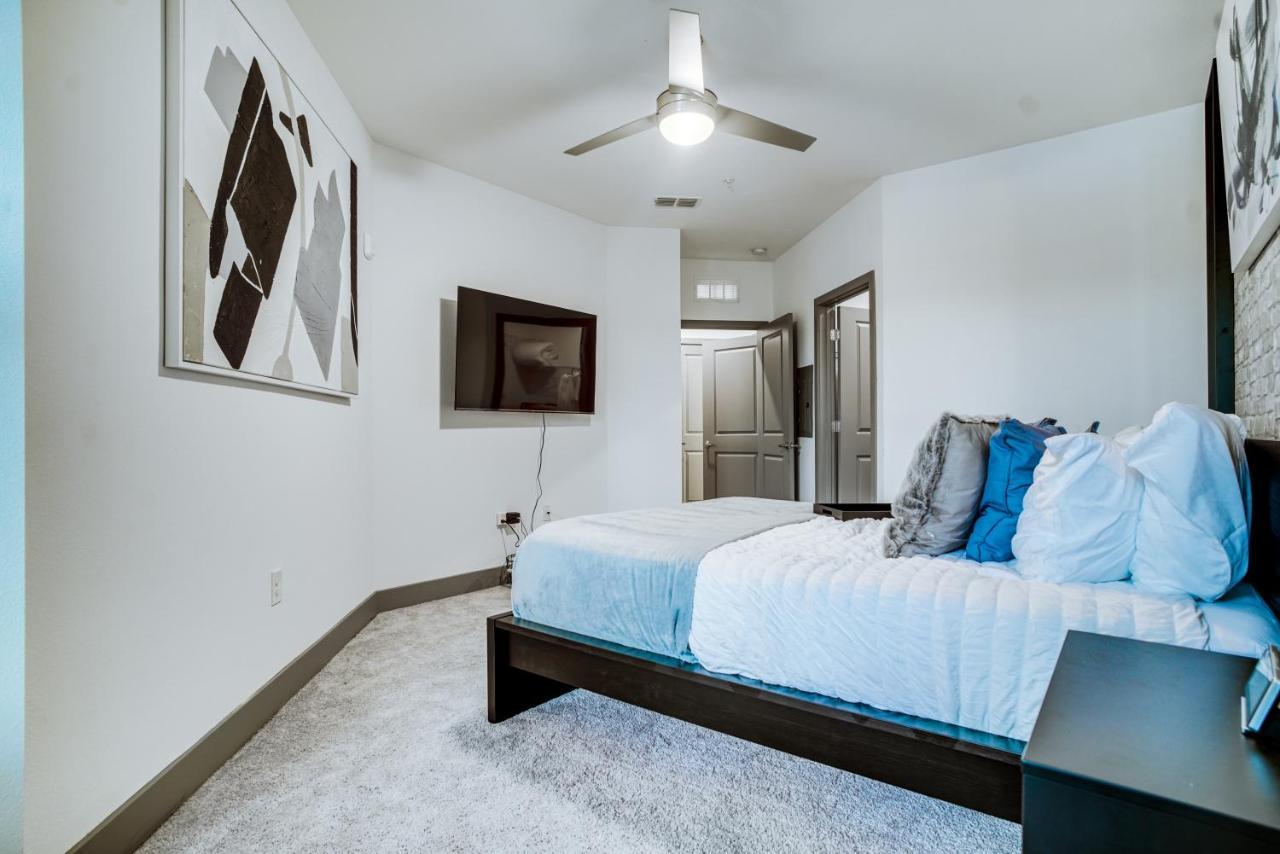 Apartment Luxury 1br 1bth Sleeps Up To 5 Orlando
