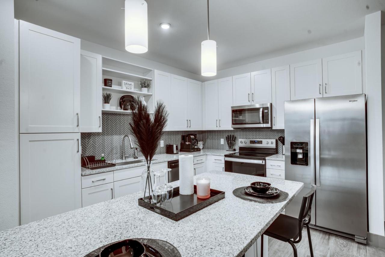 Luxury 1br 1bth Sleeps Up To 5 Apartment Orlando