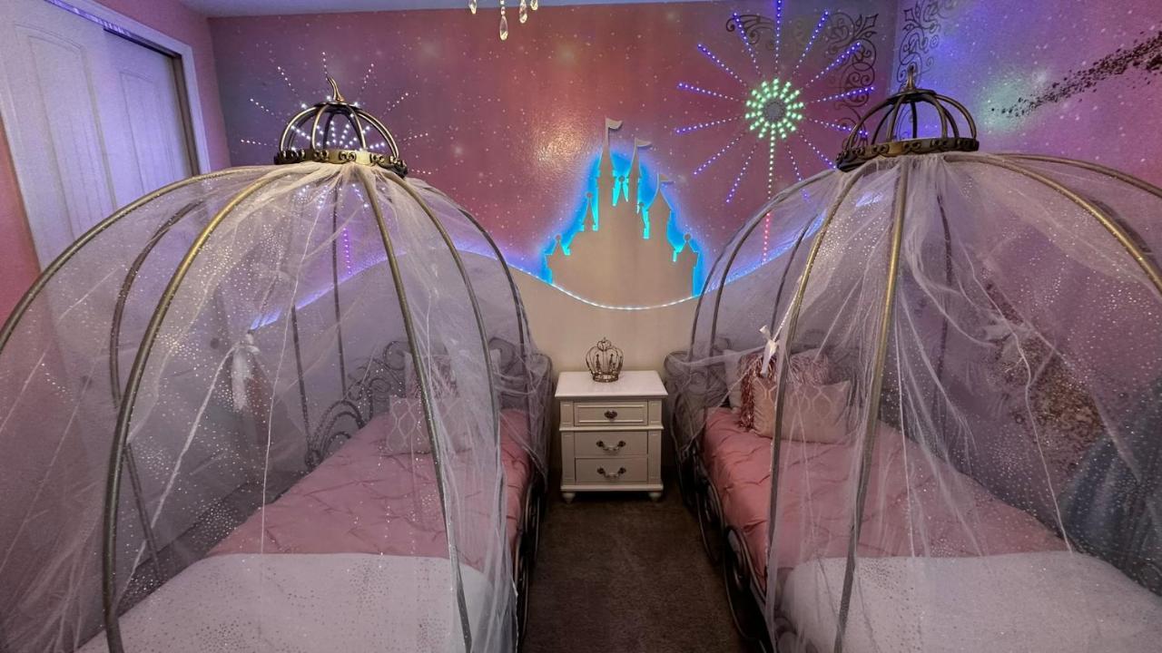 Epic 12-bed -the Entertainment Paradise Holiday home