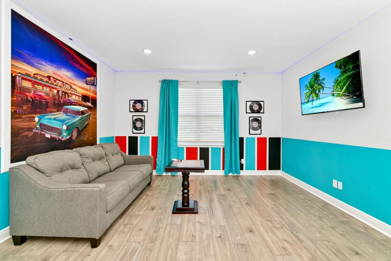 Alluring With Private Pool & Game Near With Amenities By Rentyl - 232a Orlando