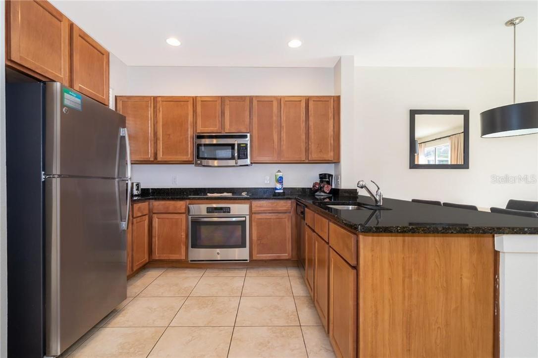 Charming 3 Bd W/ Spa Close To Disney @ Regal Oaks 2649 Orlando