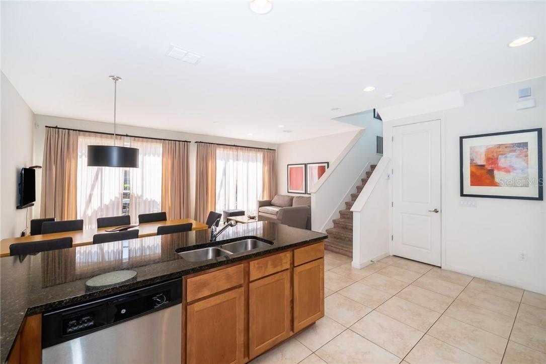 Charming 3 Bd W/ Spa Close To Disney @ Regal Oaks 2649