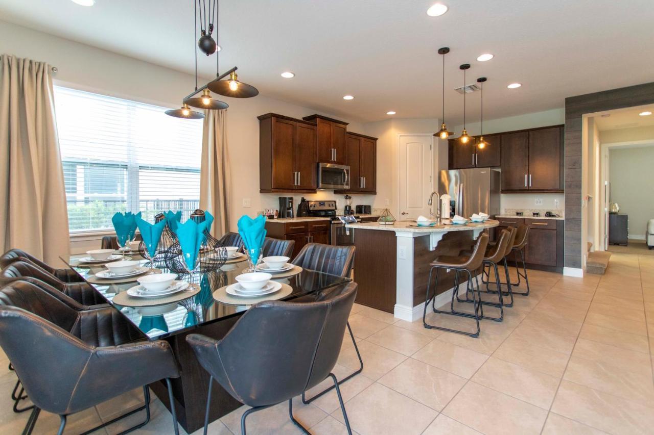 Luxurious 5bd Private Pool Jacuzzi & Game At Encore 7432 Holiday home *