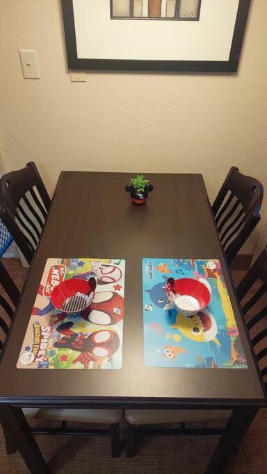 Lovely Entire With Kitchen 5 Min To Disney Apartment
