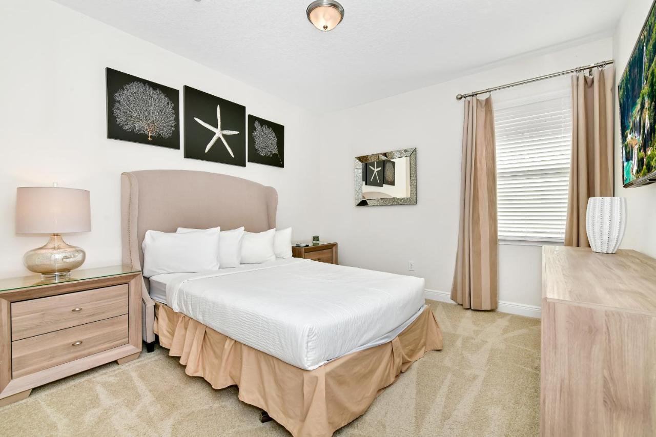 Vibrant At Encore Resort: Private Pool & Amenities
