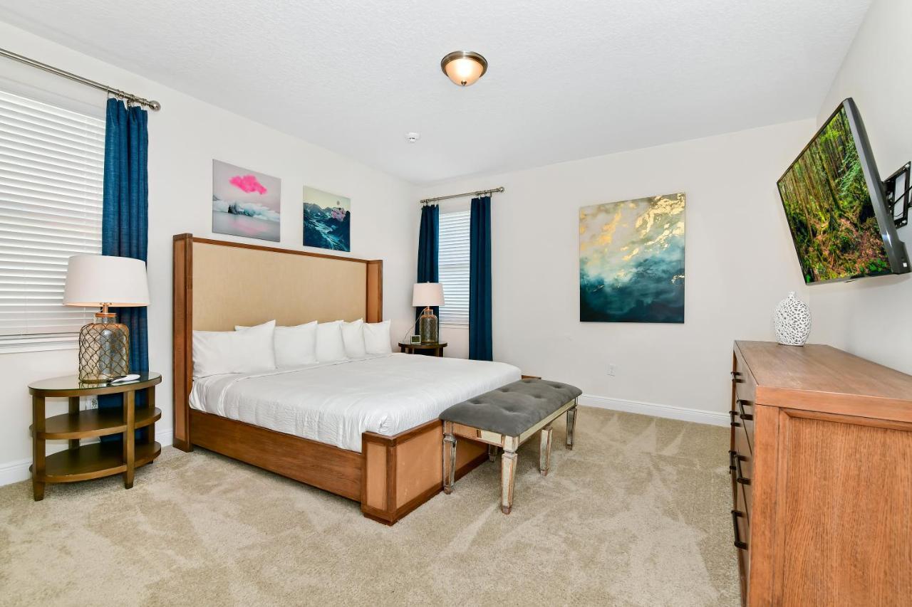 Holiday home Vibrant At Encore Resort: Private Pool & Amenities