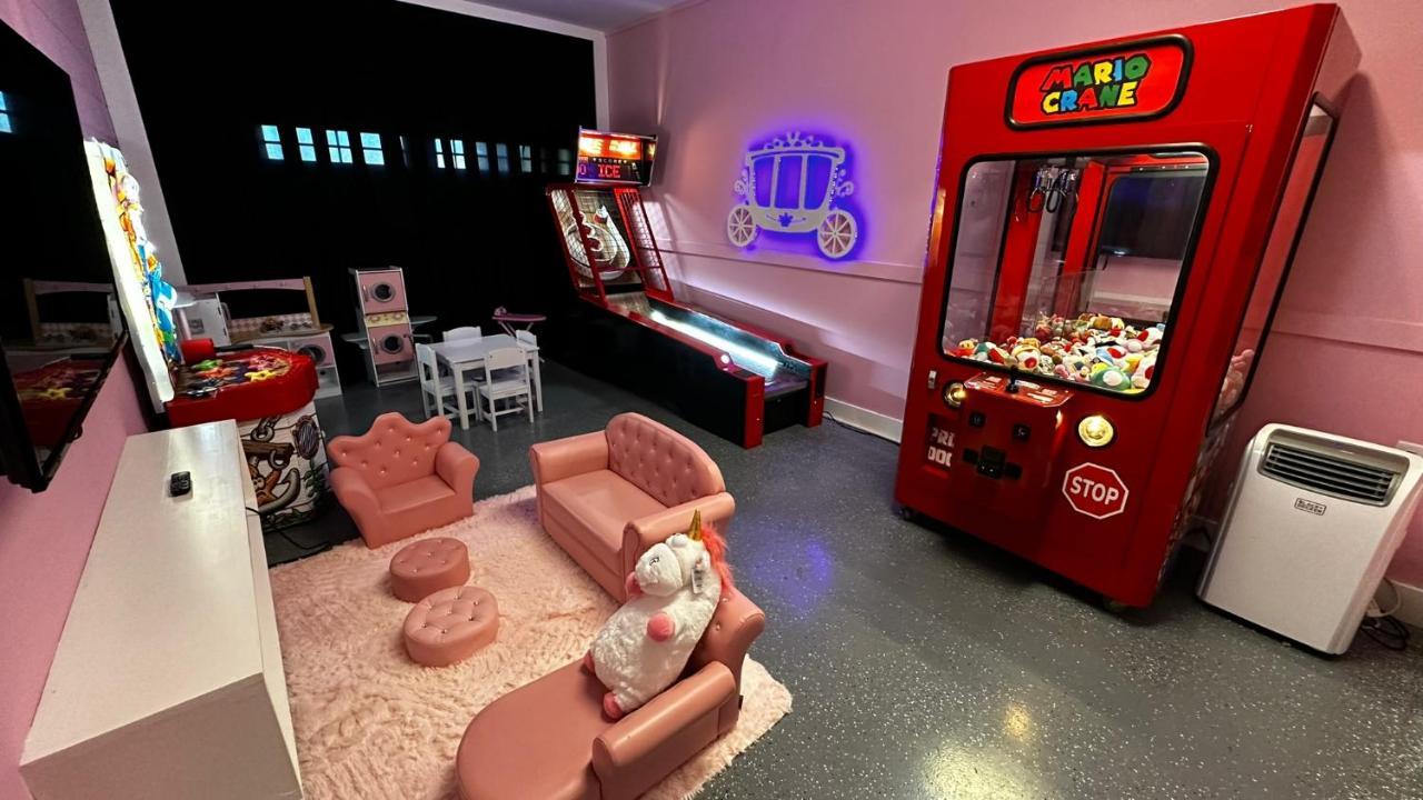 Holiday home Epic 12-bed -the Entertainment Paradise