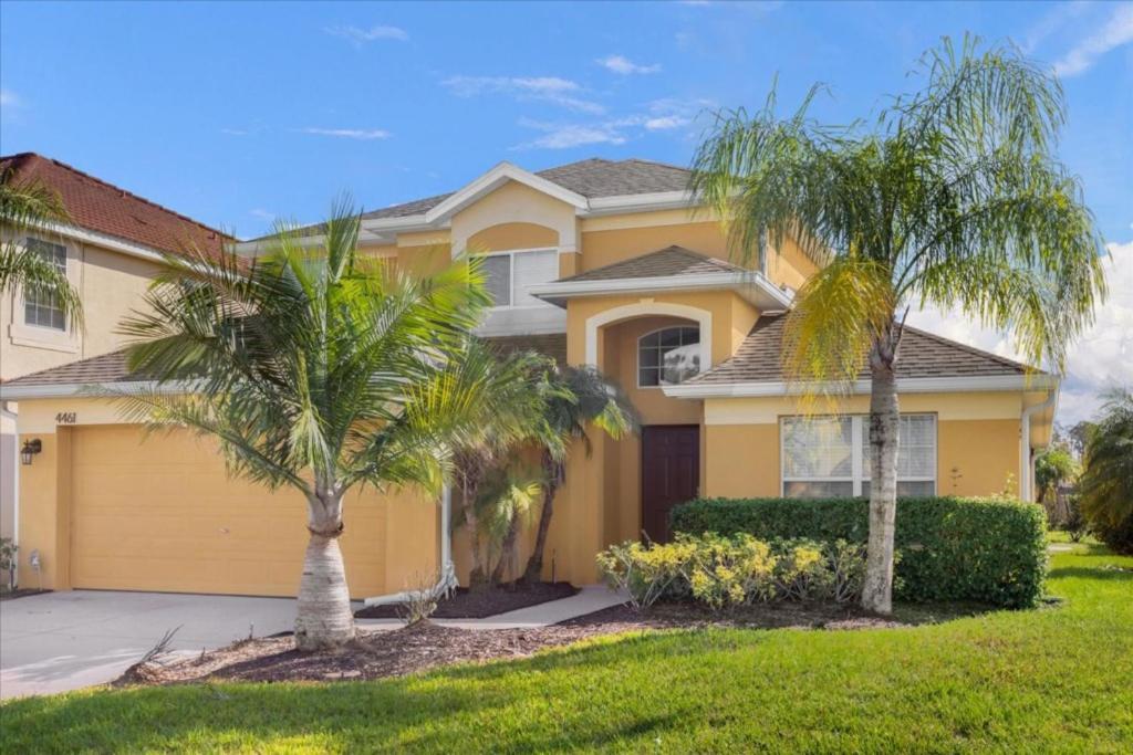 4 Bedrooms - 3 Bathrooms - Veranda Palms 4461 Np Holiday home *