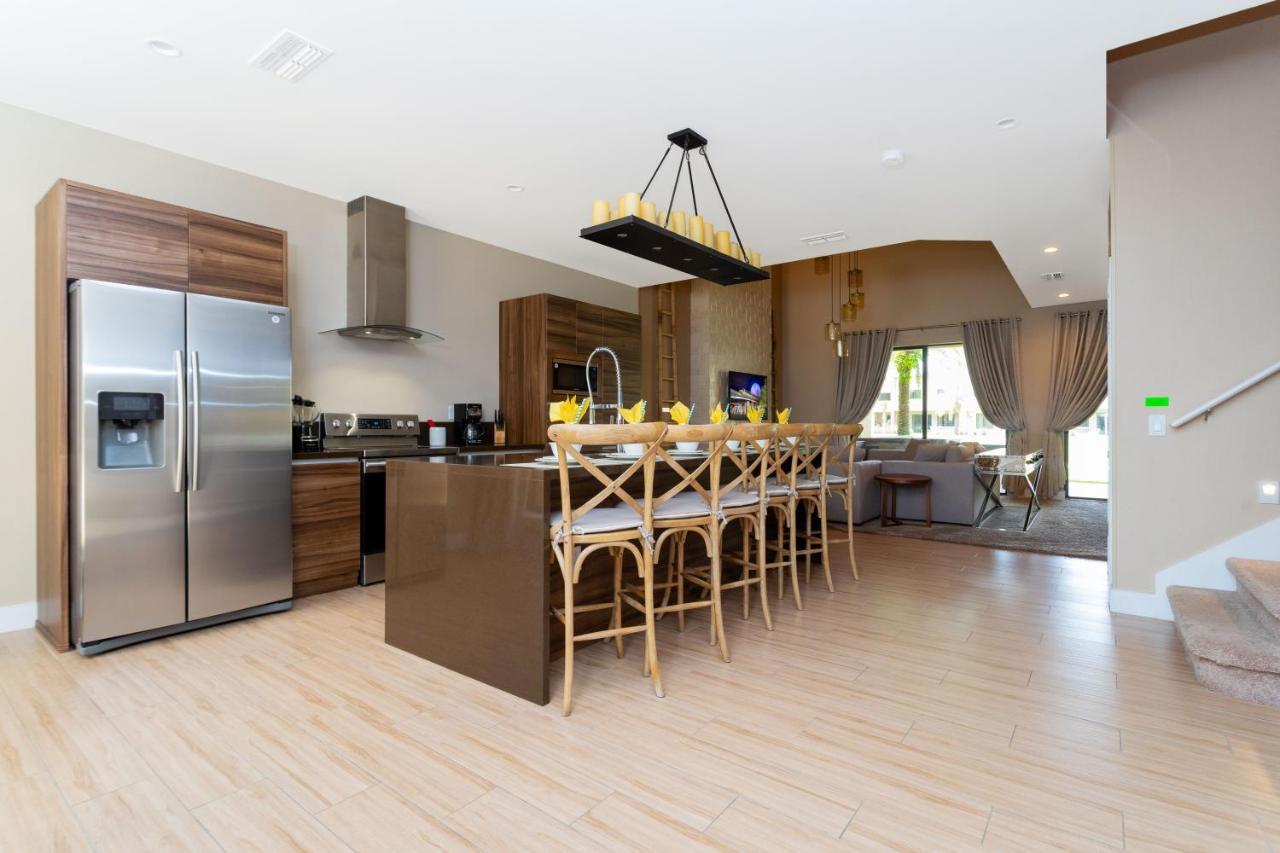 Gorgeous 3 Bd Close To @ Magic Village 7568 Holiday home Orlando
