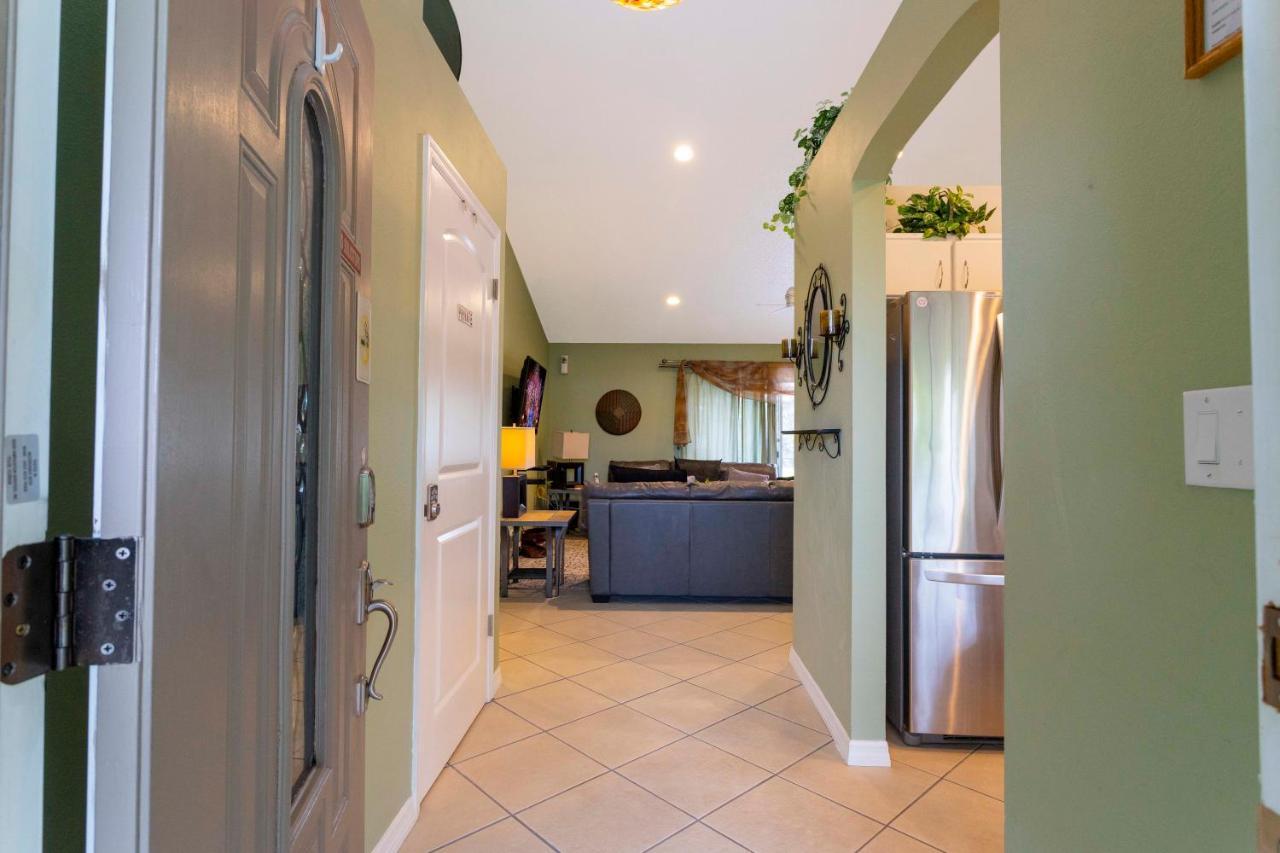 Charming 3bd W/ Pool Close To @ 7826 Indian Ridge *