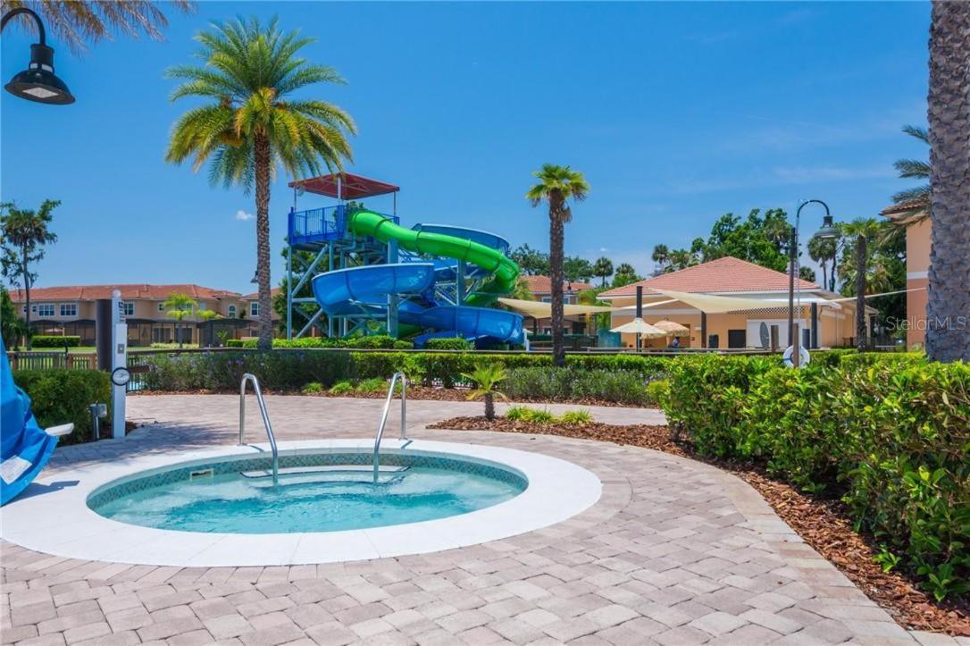 Charming 3 Bd W/ Spa Close To Disney @ Regal Oaks 2649