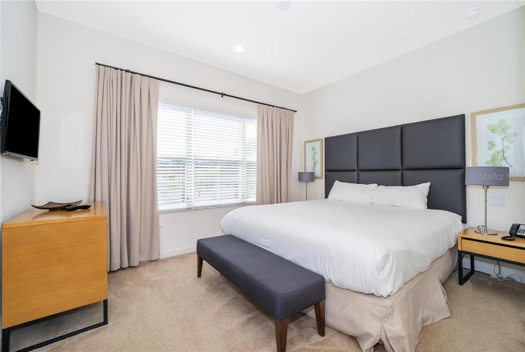 Charming 3 Bd W/ Spa Close To Disney @ Regal Oaks 2649 Orlando