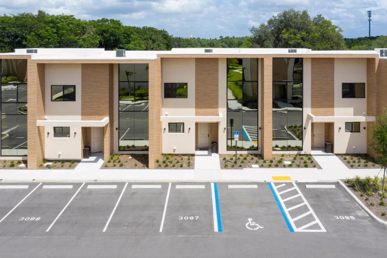 Gorgeous 4 Bd Close To @ Magic Village Yards 3097 Holiday home Orlando