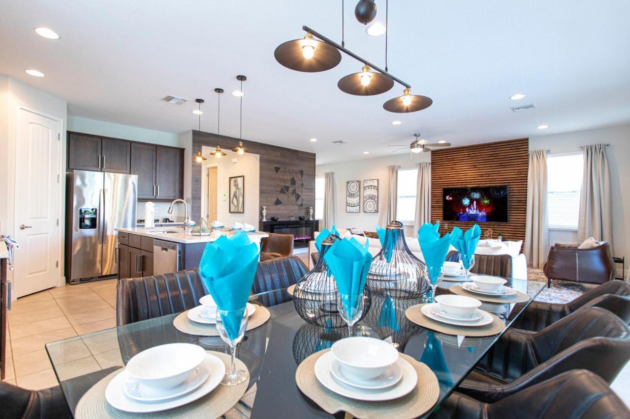 Luxurious 5bd Private Pool Jacuzzi & Game At Encore 7432 Holiday home Orlando