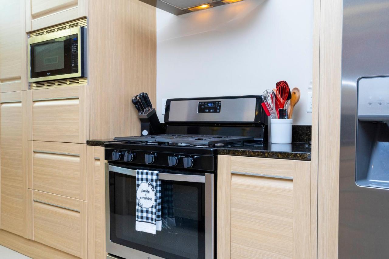Holiday home Stunning 4bd Close To @ Magic Village 7614 *