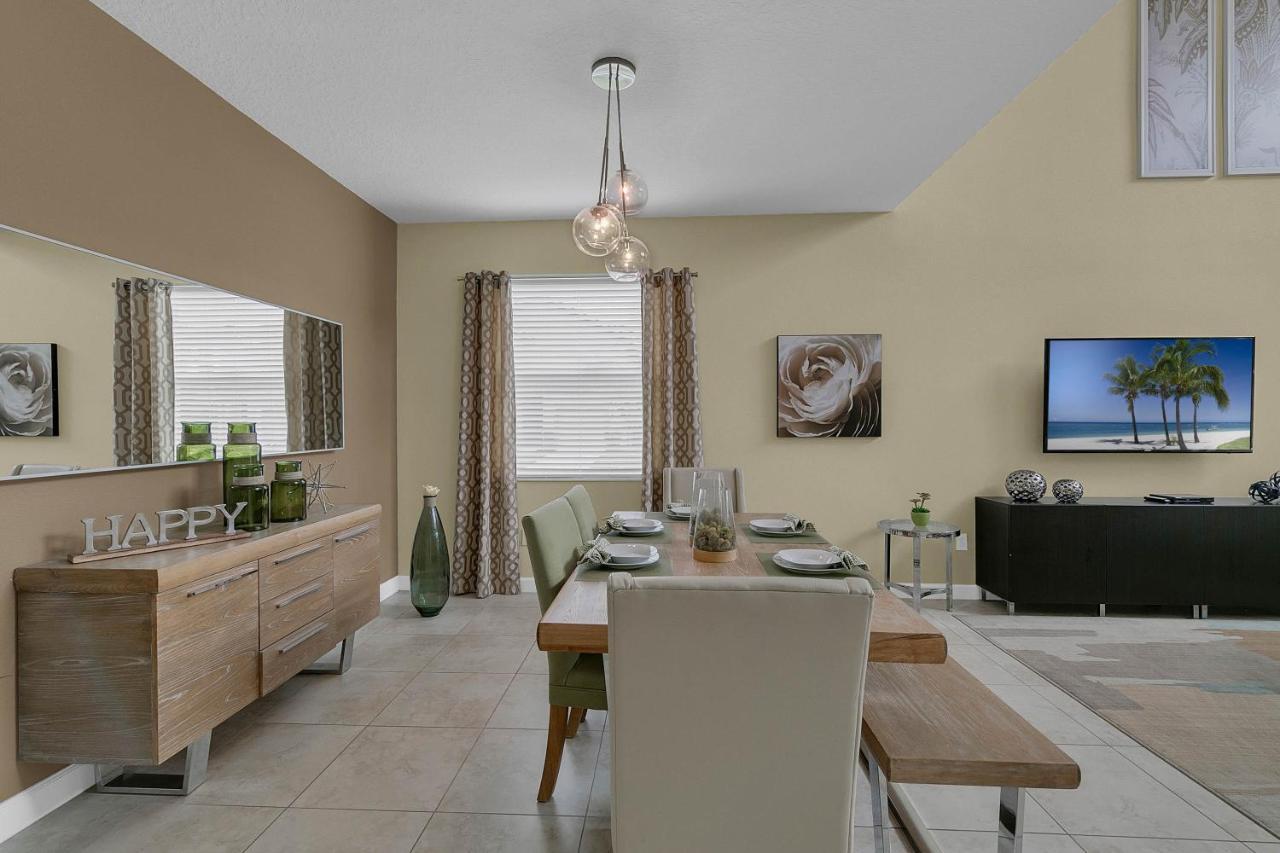 Holiday home 5 Bedrooms - 5 Bathrooms - Paradise Palms 2948 Bp