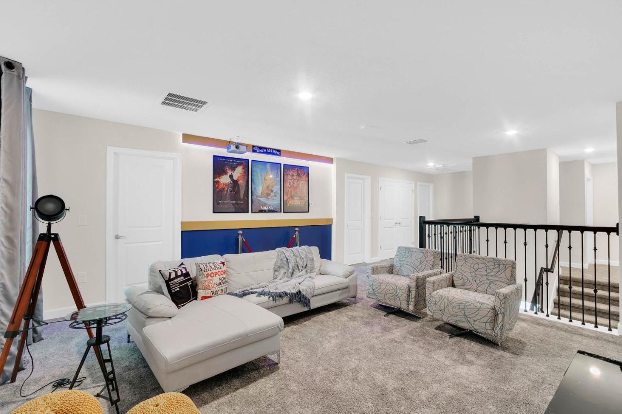9 Bedrooms - 5 Bathrooms - Champions Gate 8824 Cb