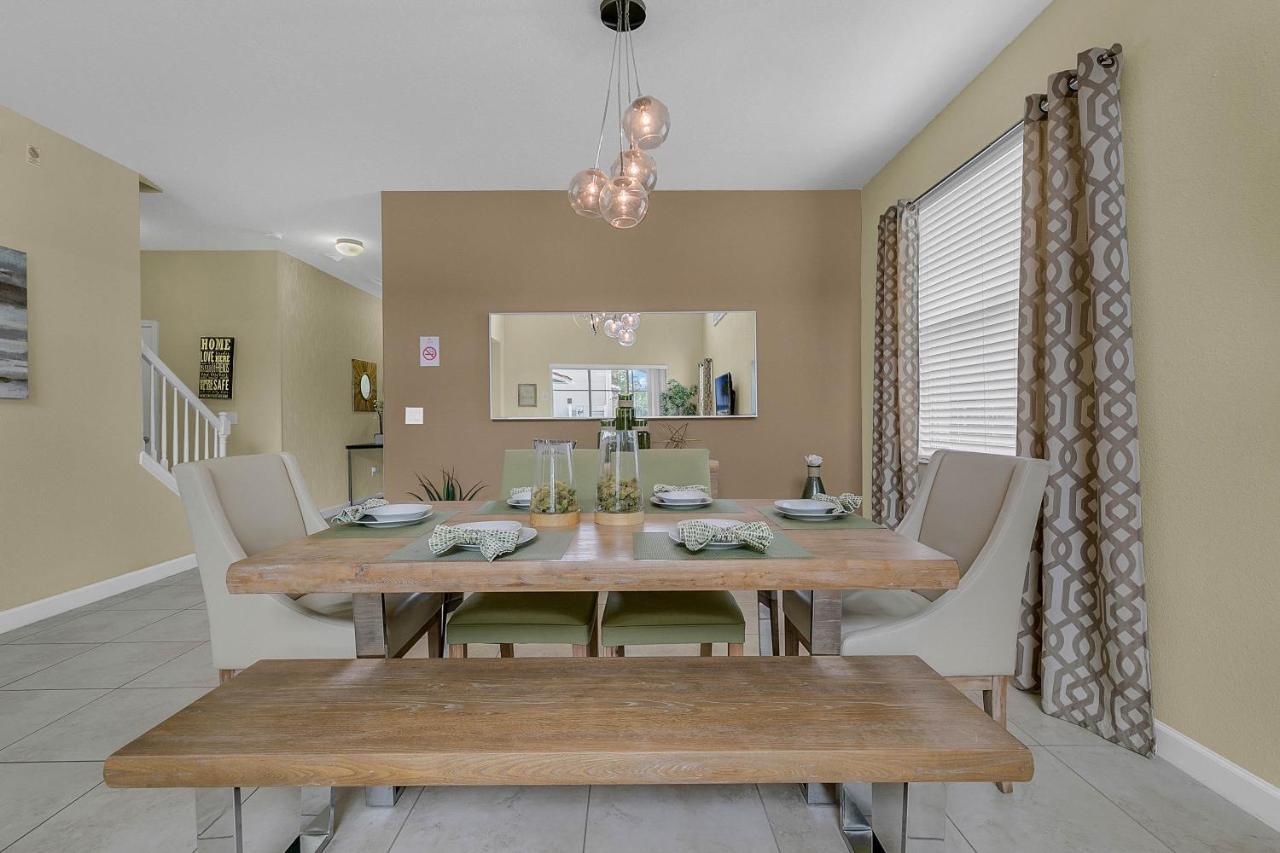Holiday home 5 Bedrooms - 5 Bathrooms - Paradise Palms 2948 Bp