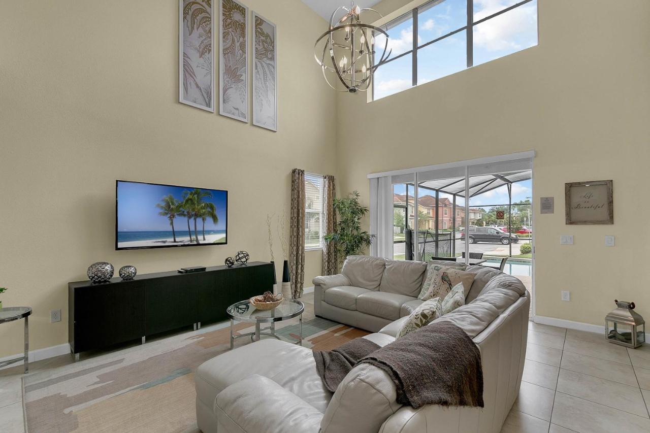 5 Bedrooms - 5 Bathrooms - Paradise Palms 2948 Bp *
