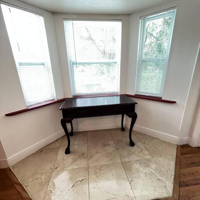 Holiday home Like House, 4 Bedrooms, 3 Bathrooms Orlando