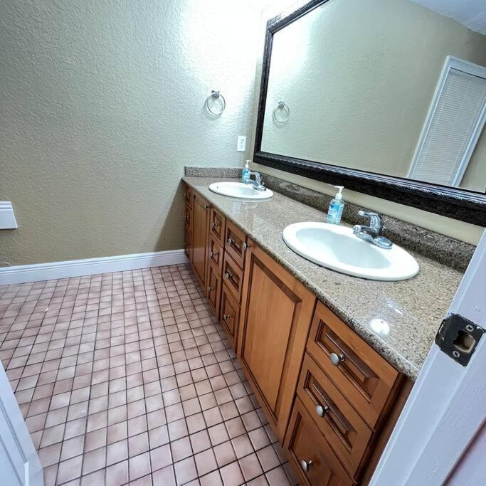 Like House, 4 Bedrooms, 3 Bathrooms Holiday home Orlando
