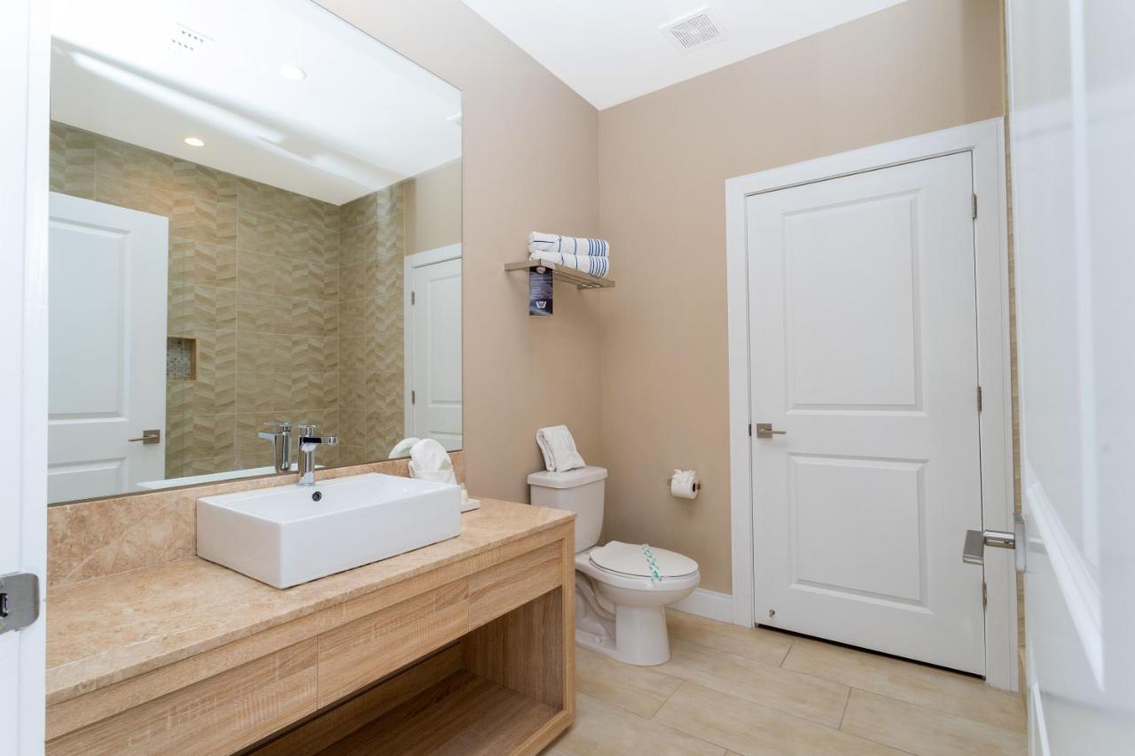 Gorgeous 3 Bd Close To @ Magic Village 7568 * Orlando