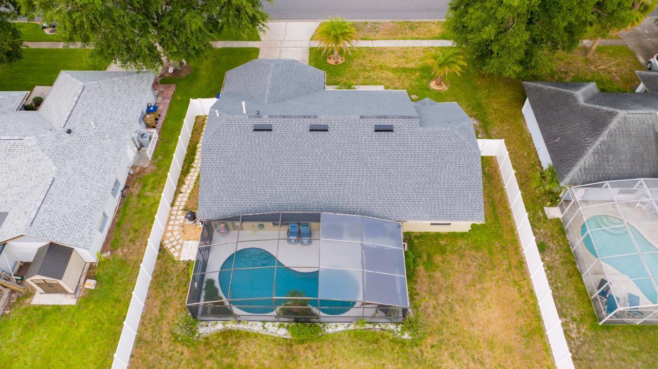 Charming 3bd W/ Pool Close To @ 7826 Indian Ridge *