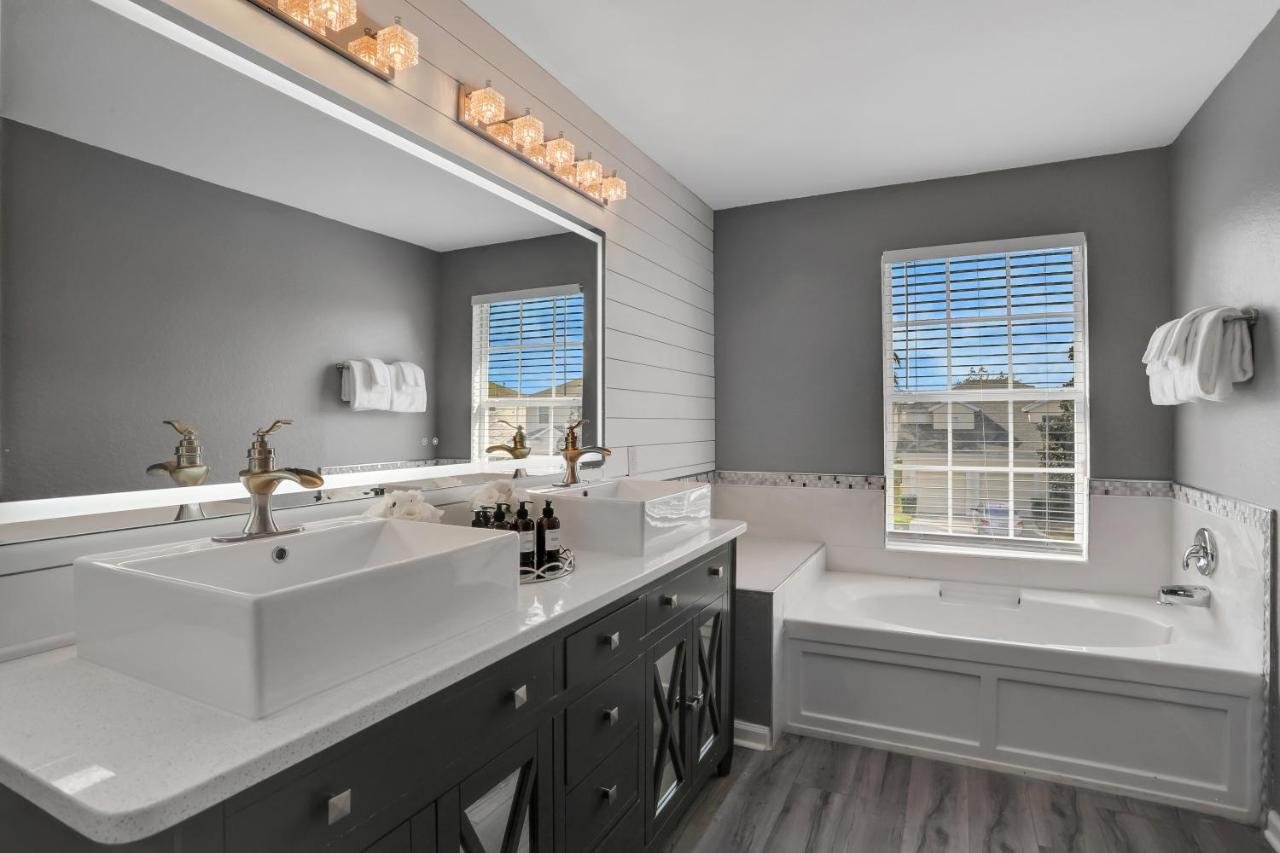 Holiday home Remarkable Themed With Amenities Orlando