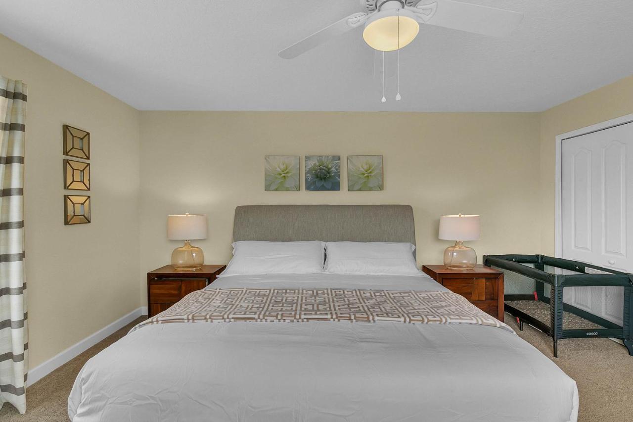 5 Bedrooms - 5 Bathrooms - Paradise Palms 2948 Bp