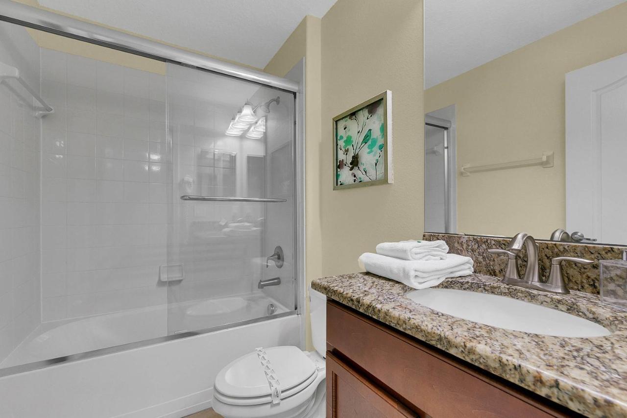 5 Bedrooms - 5 Bathrooms - Paradise Palms 2948 Bp