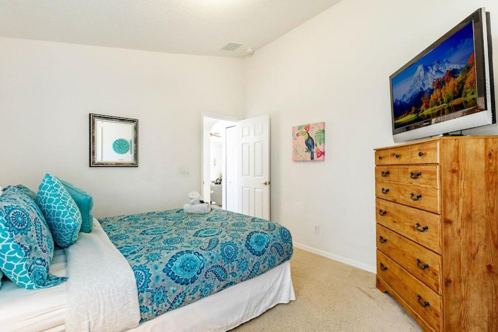 #196-fantastic 6 Bed With Own Private Pool And With No Rear Neighbors * Orlando