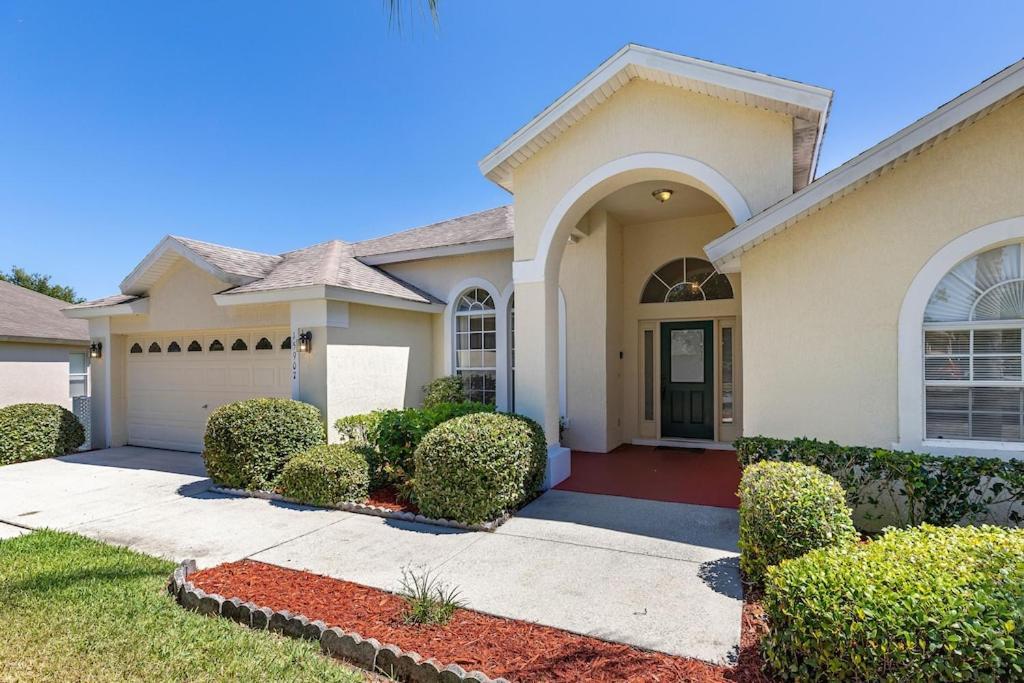 Villa #196-fantastic 6 Bed With Own Private Pool And With No Rear Neighbors Orlando