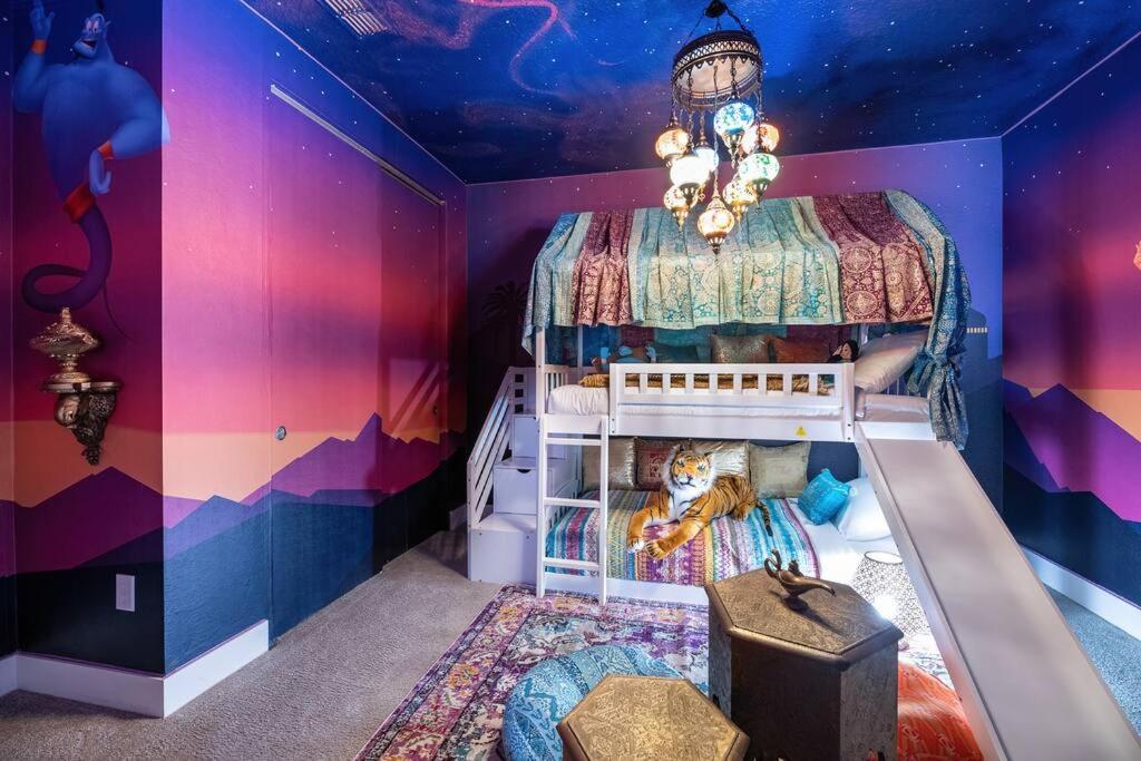 November Deal! Tiki Tropical Oasis & Mini Golf Villa *