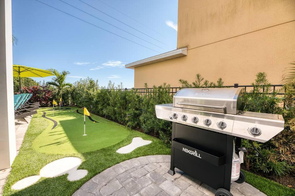 Villa November Deal! Tiki Tropical Oasis & Mini Golf *