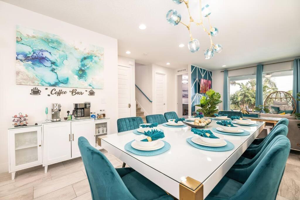 Villa November Deal! Tiki Tropical Oasis & Mini Golf