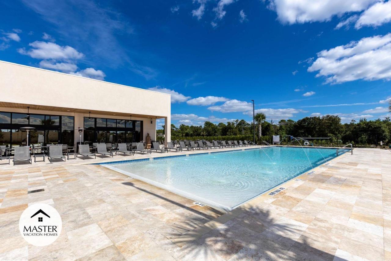 4 Bedrooms- 4,5 Bathrooms- Magic Village 7466 Bd * Orlando
