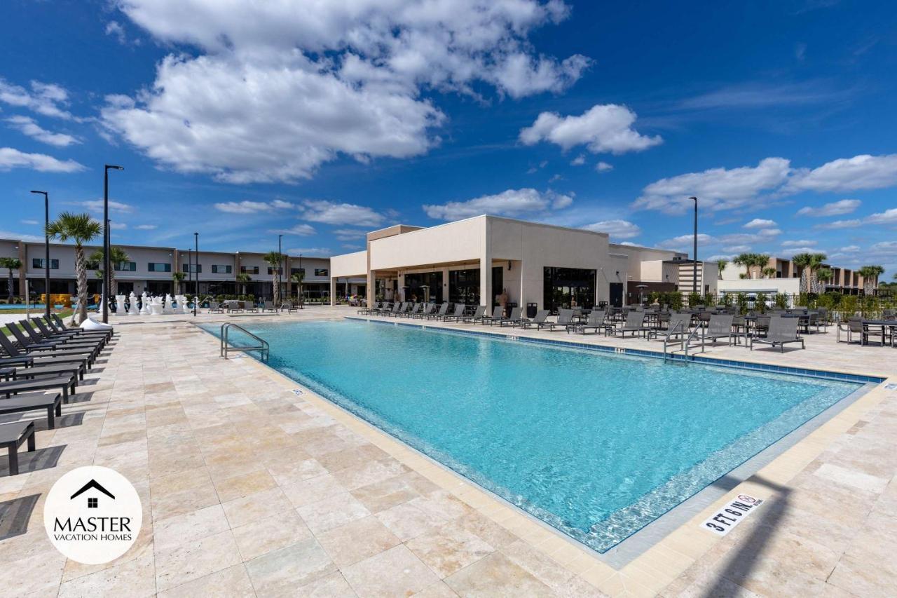 4 Bedrooms- 4,5 Bathrooms- Magic Village 7466 Bd Holiday home Orlando