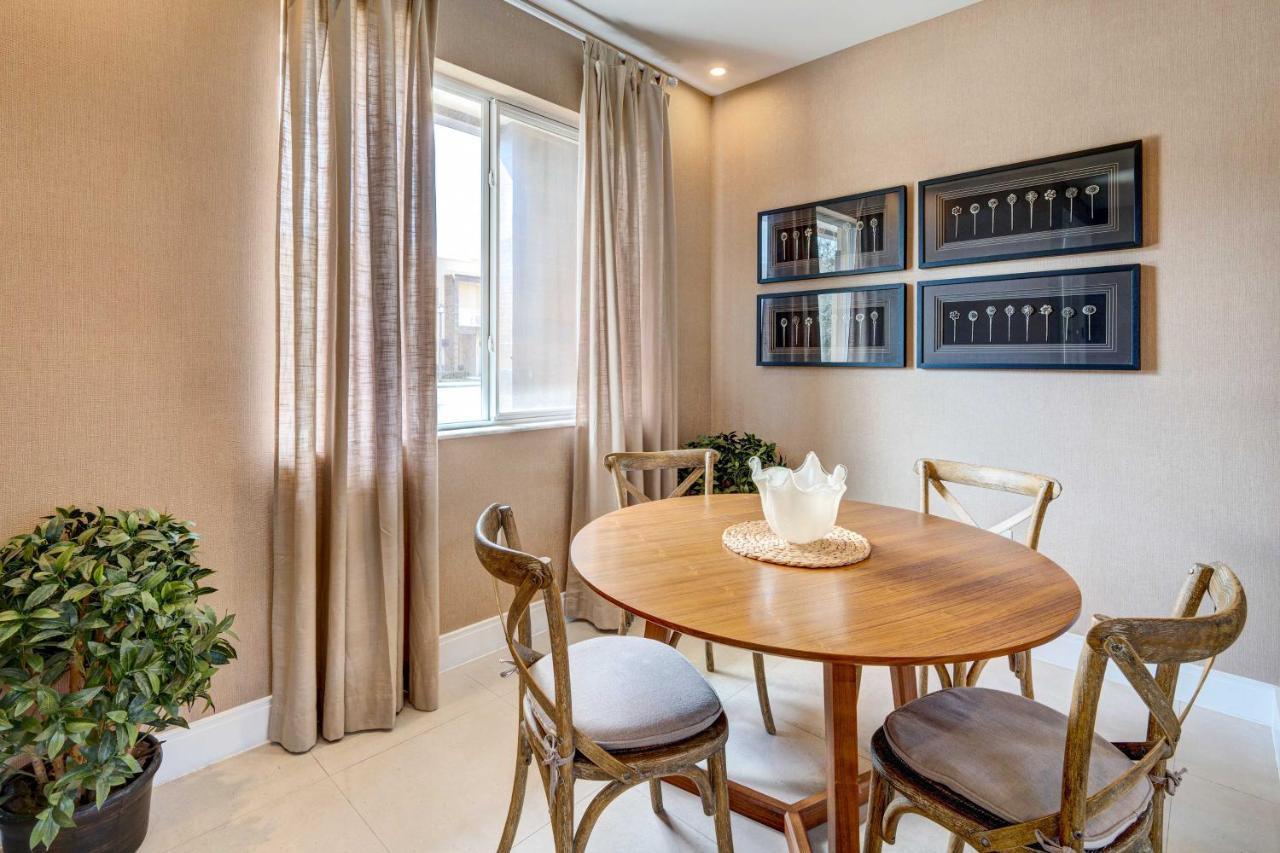 Modern Townhome With Patio And Grill Less Than 2 Mi To Disney! * Four Corners