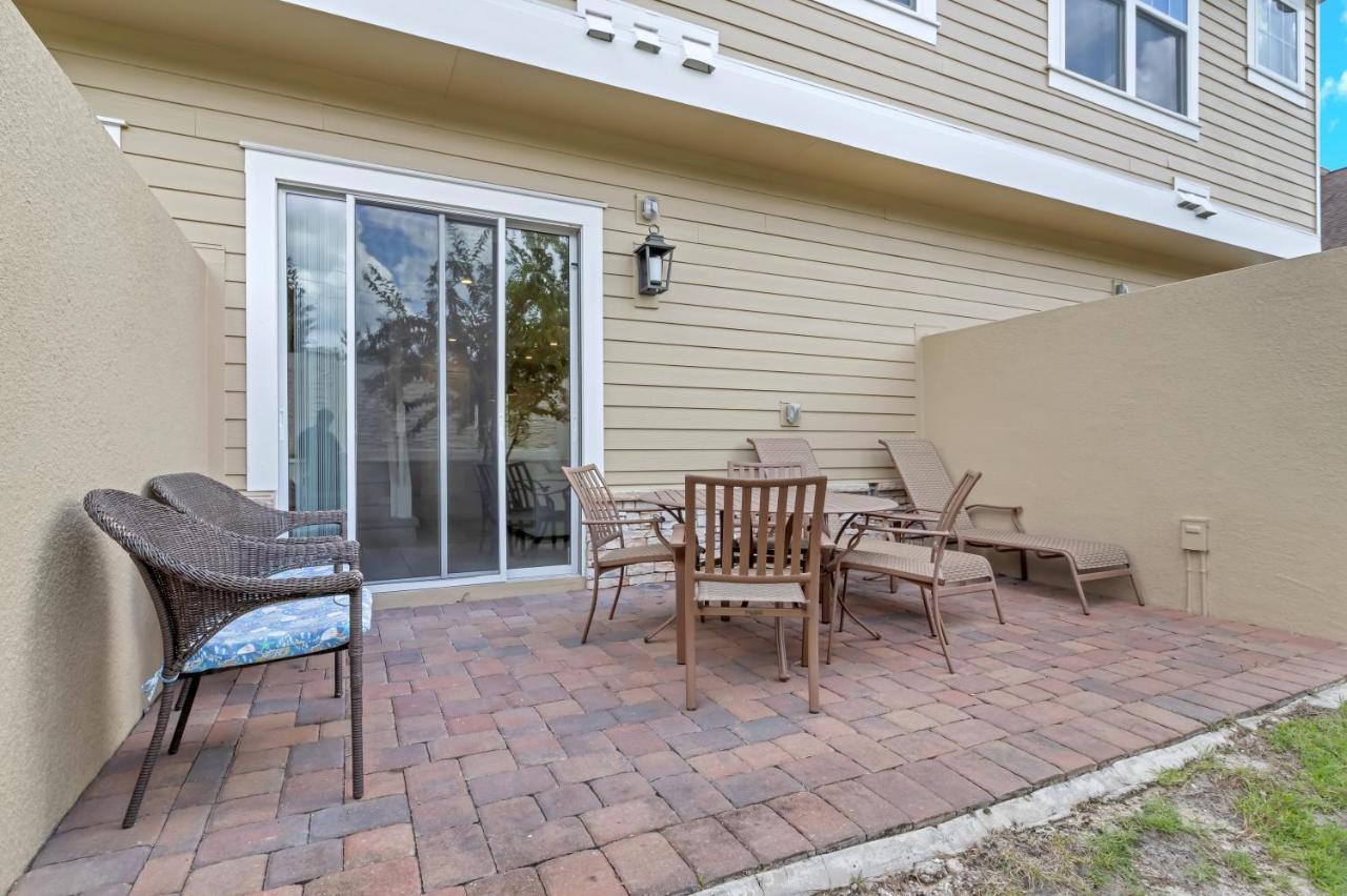 Lovely 4 Bedrooms, 4 Bathrooms House Near Holiday home Orlando