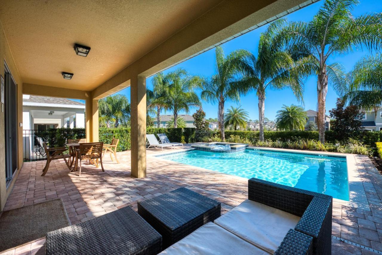 Holiday home Oasis: Private Pool & Themed By Rentyl *