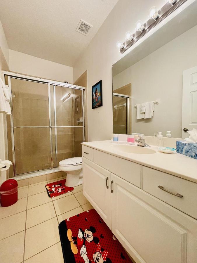 Huge Screened Patio That Overlooks Buck, Near Famous Attractions!! Orlando