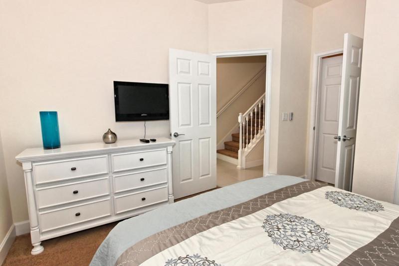 Serenity 3 Bed 3 Bath Townhome With Pool, Private Balcony, Clubhouse, Communal Pool, Conservation View, 15 Mins By Homes Llc 1507t * Orlando